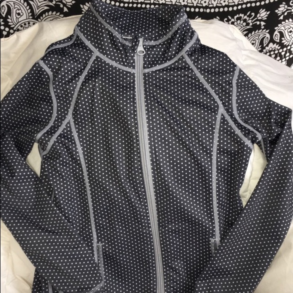 Polka dotted ZELLA GIRL sweatshirt🐘